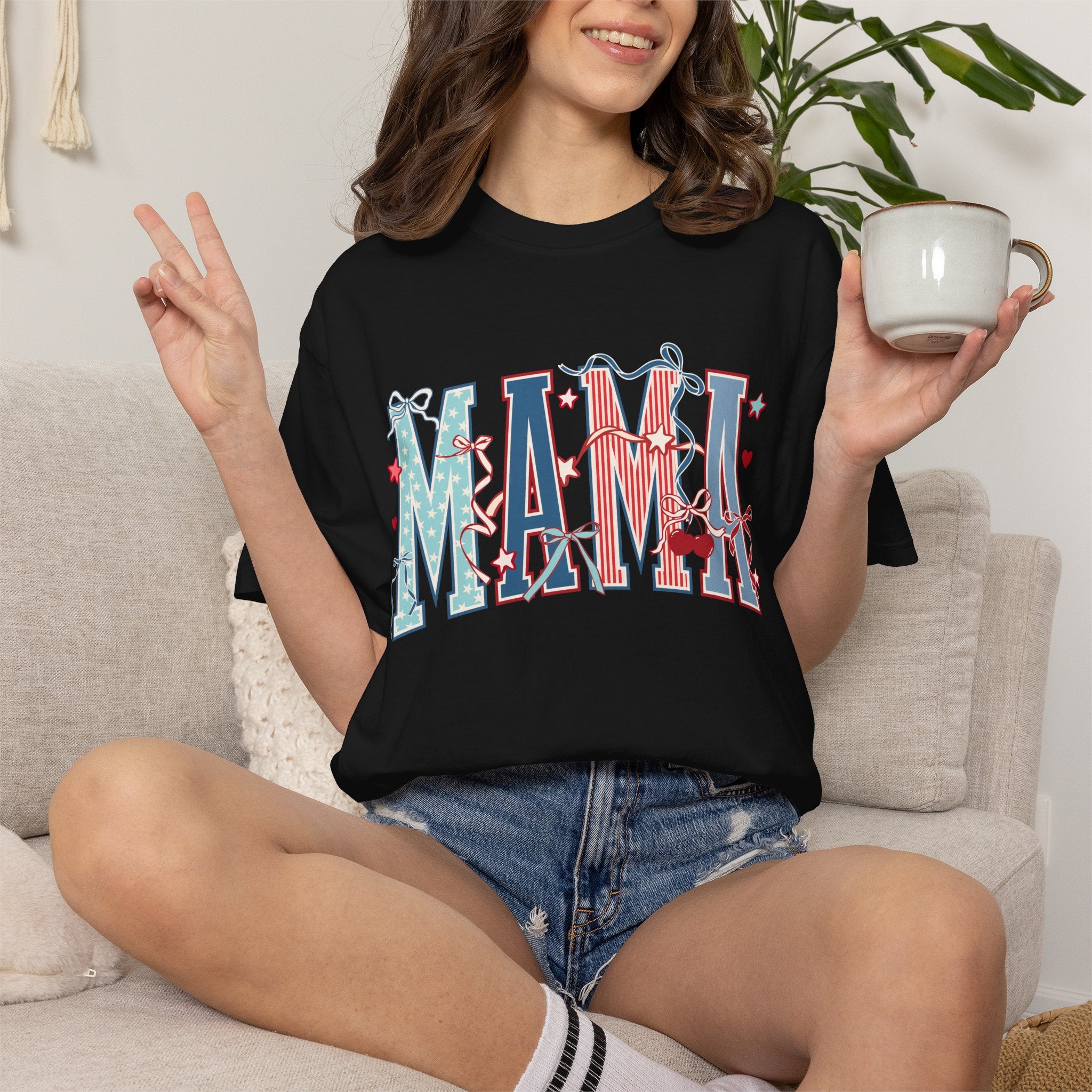 Mama Graphic Tee